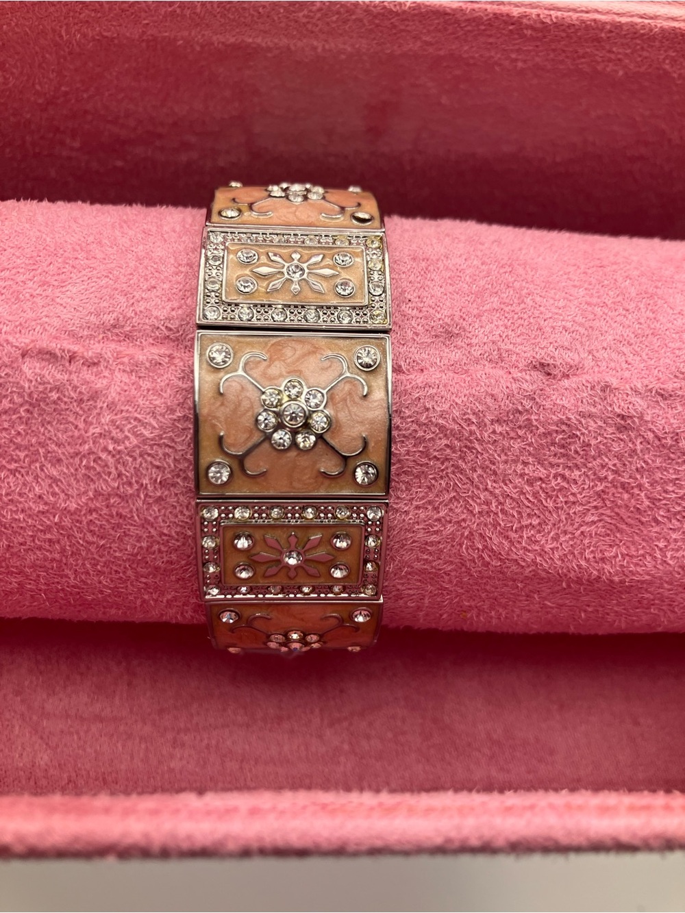 Mary Kay Pink Enamel Floral Crystal Stretch Bracelet
